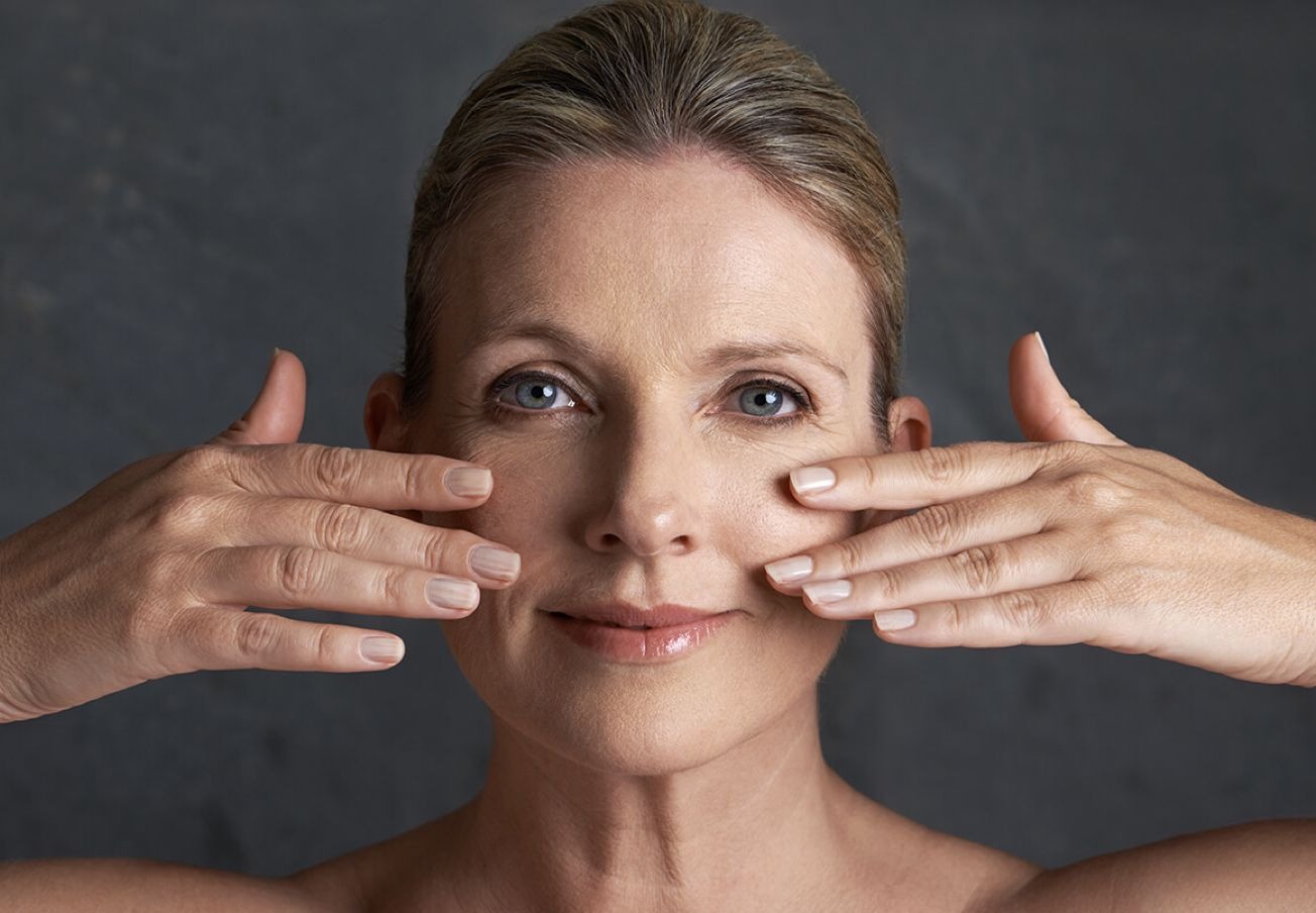 Apple News September coverage: This is the best way to tighten saggy jowls, says expert