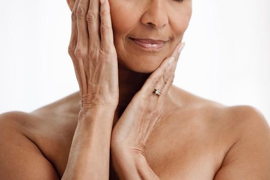 MSN September coverage: This is the best way to tighten saggy jowls, says expert